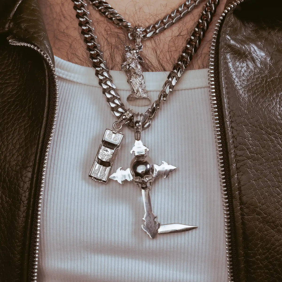 DYT LETTER OPENER PENDANT