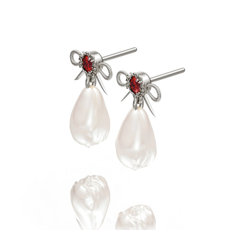 REPUTATION EARRING