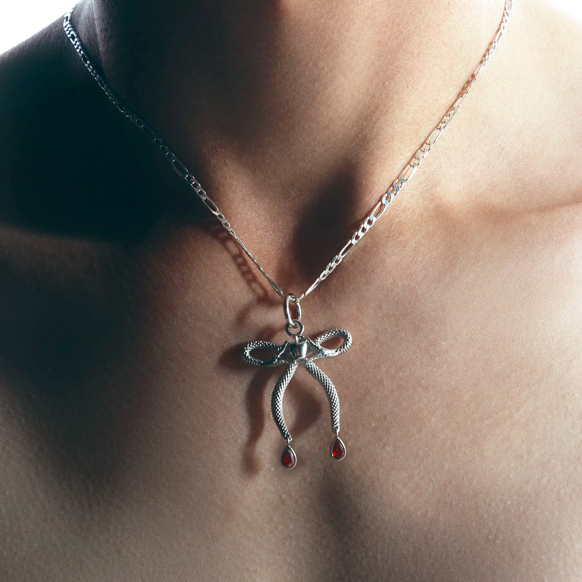 EVE'S PENDANT