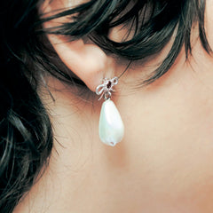 REPUTATION EARRING