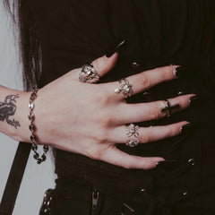 TRIBAL CROSS RING