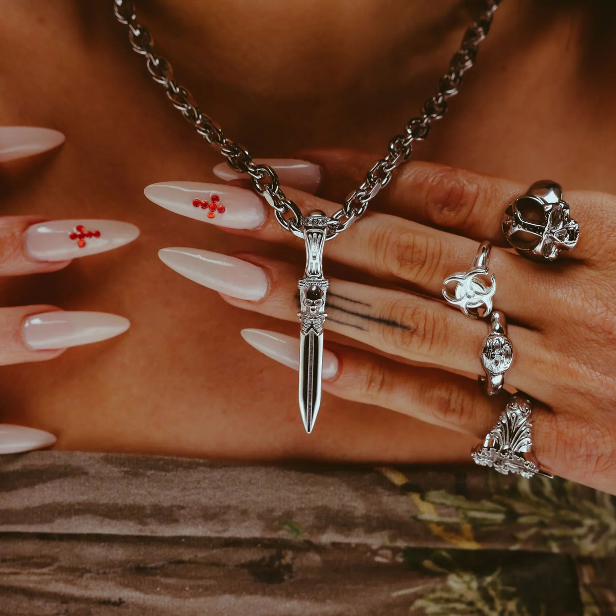 CATACOMB SWORD PENDANT