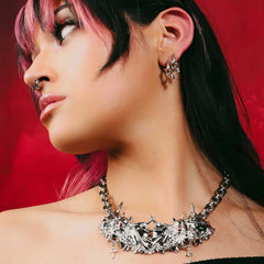 DAISY THE DAYSTALKER PENDANT