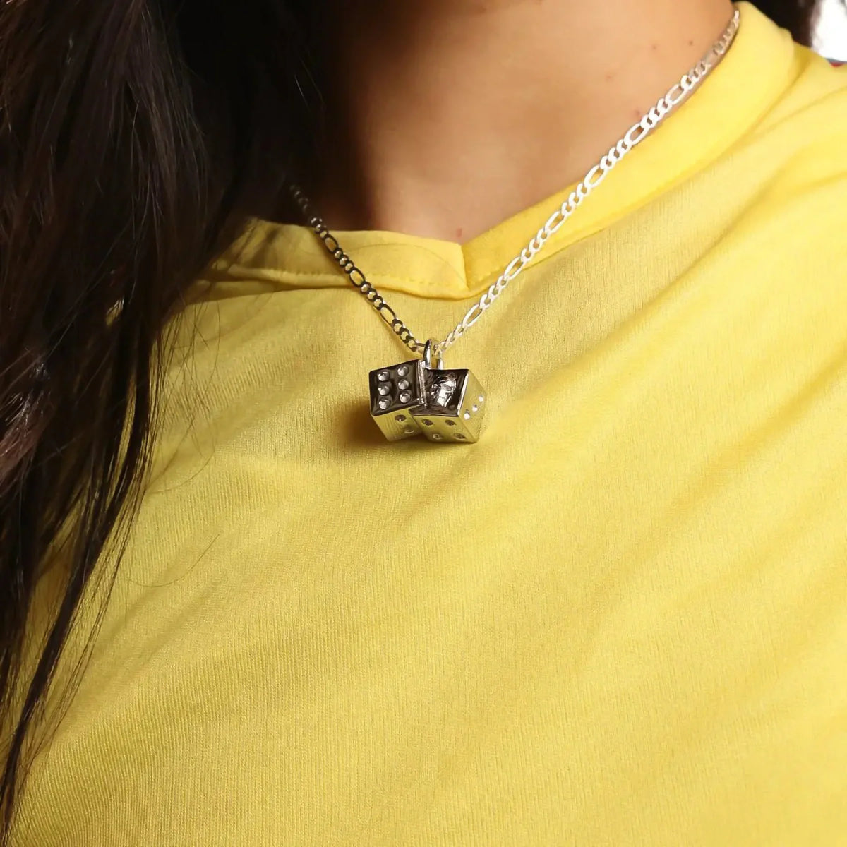 LUCKY SEVEN DICE PENDANT