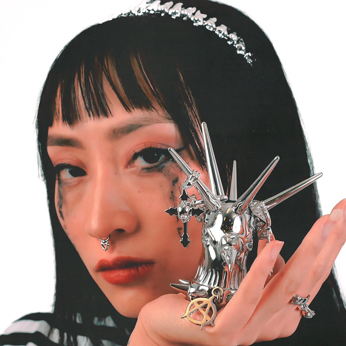 PHOENIX THE PUNK PIGEON JEWELRY HOLDER