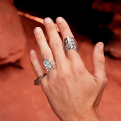 RIBCAGE RING