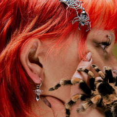 SPIDER PACIFIER EARRING