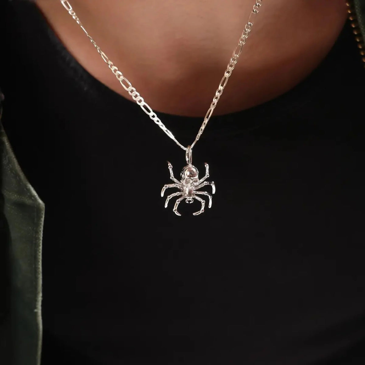SPIDER SKULL PENDANT