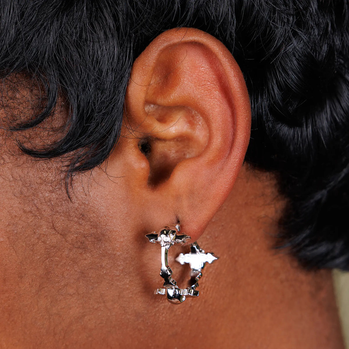 TRIPLE DYT HOOP EARRING