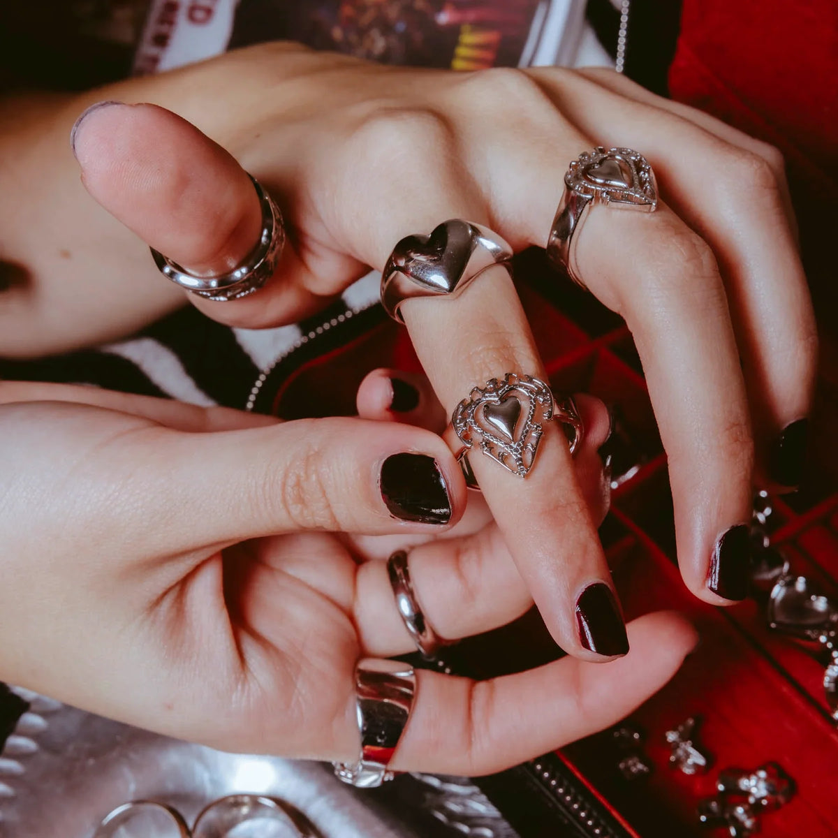 ANTIQUE HEART RING