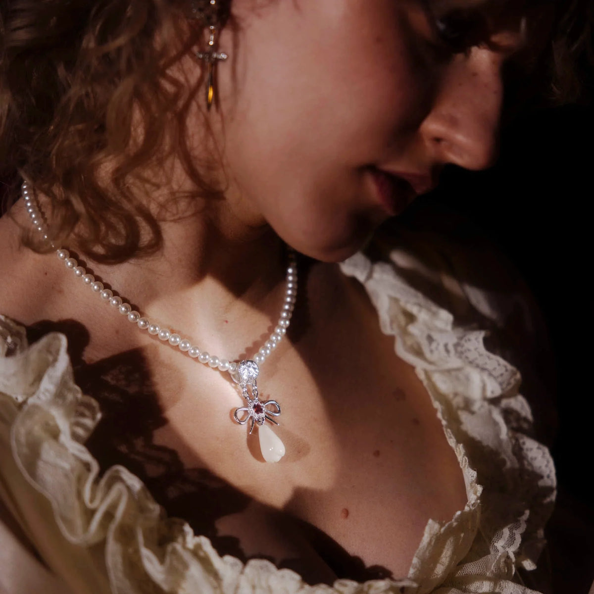 CHAIN OF REPUTATION